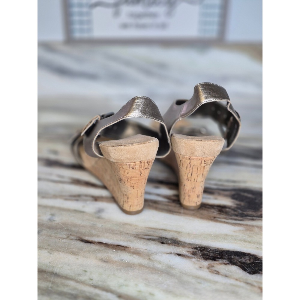 Aerosoles Mega Plush Bronze Metallic Cork Wedge Sandals Size 9.5M Vacation Boho - Picture 5 of 11
